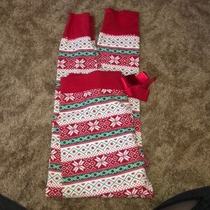 Magellan Christmas pants